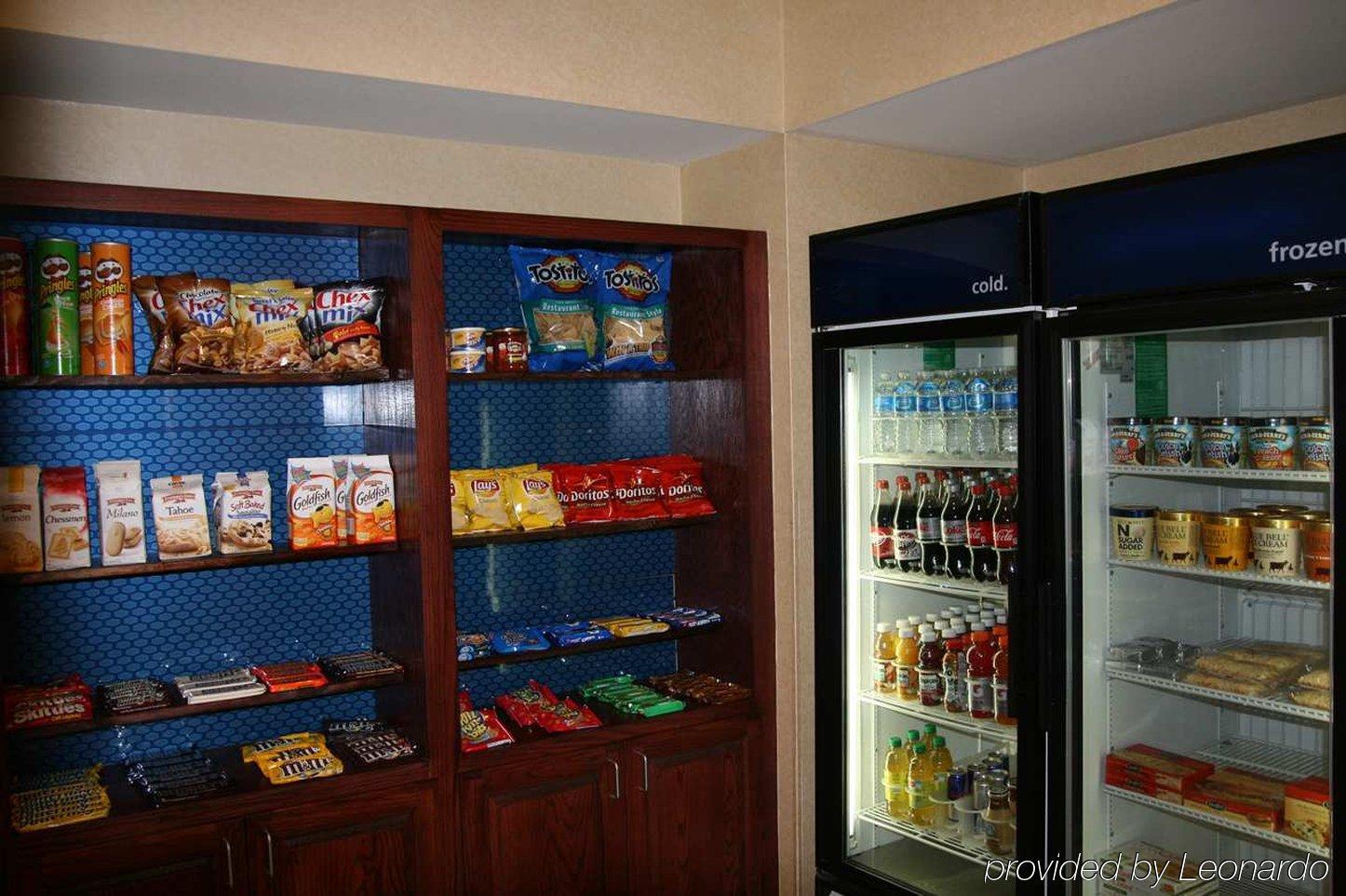 Hampton Inn & Suites Гоббс Ресторан фото